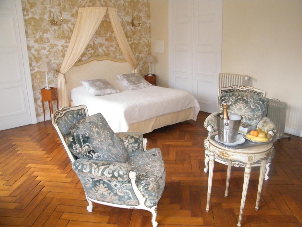 D'hotes Chateau De Damigny 3*