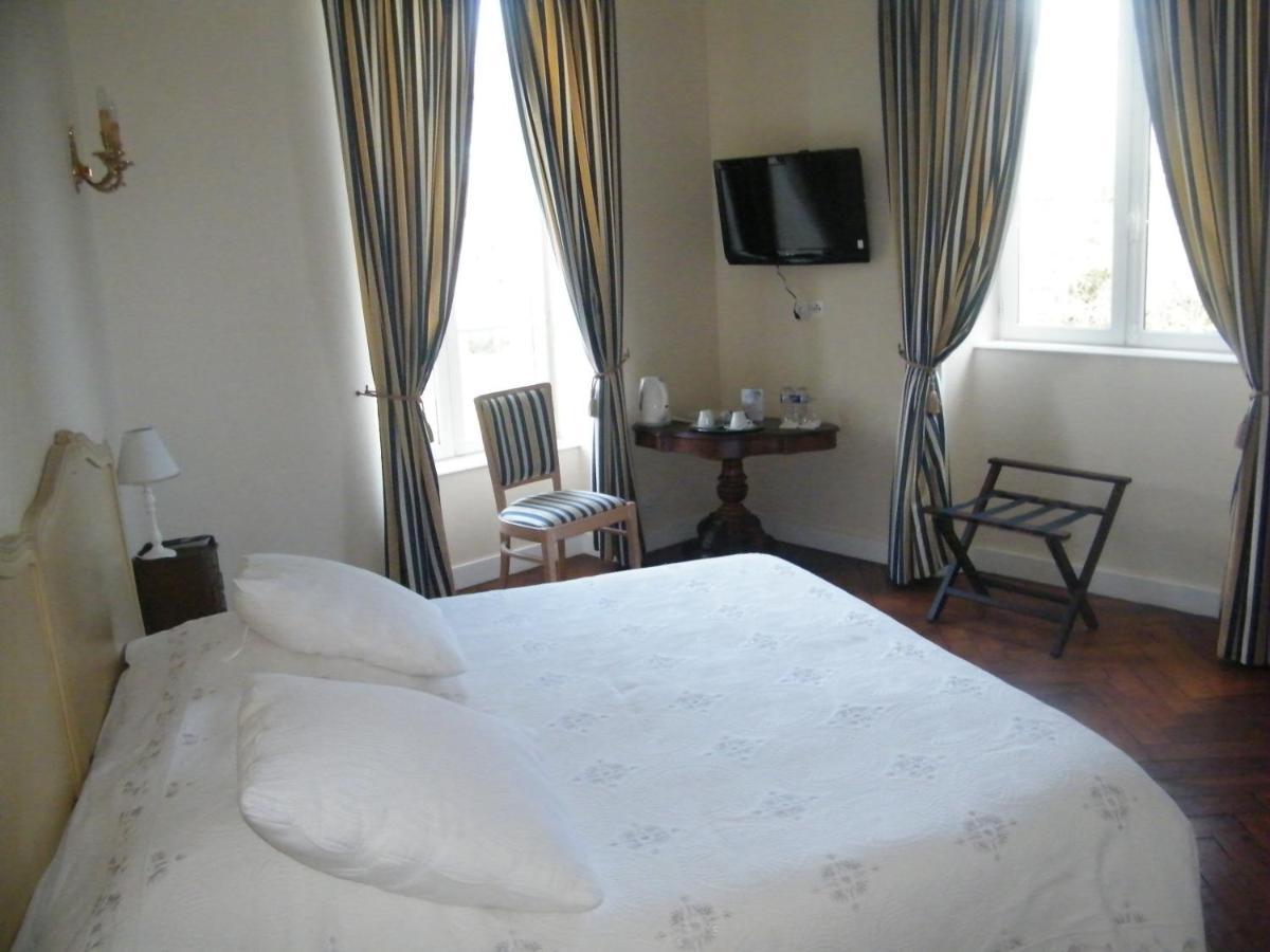 D'hotes Chateau De Damigny 3*