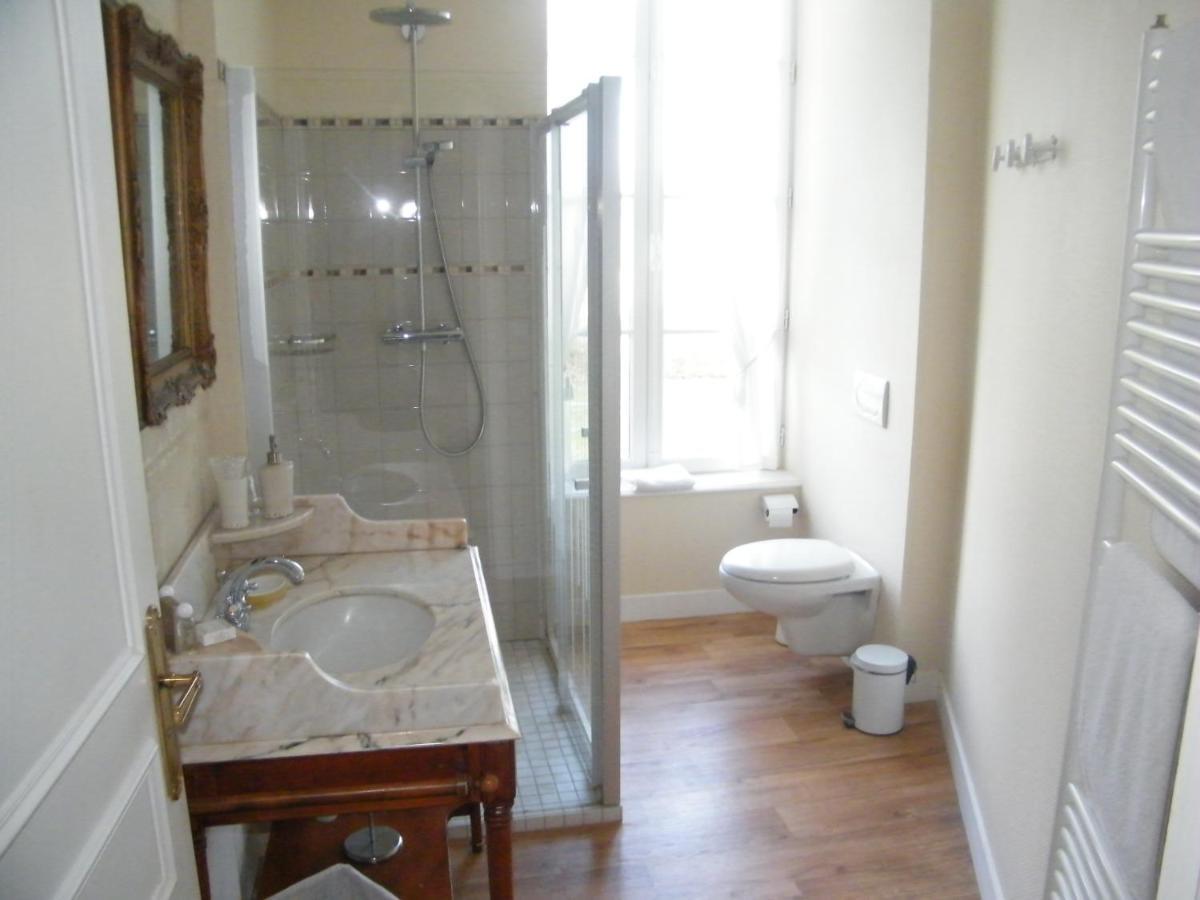 D'hotes Chateau De Damigny 3*