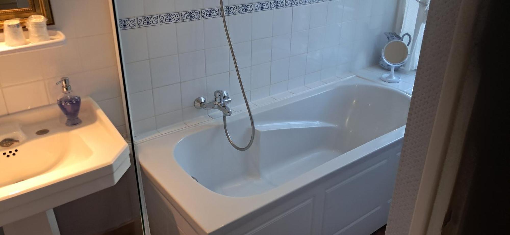 D'hotes Chateau De Damigny Bed and breakfast 3*